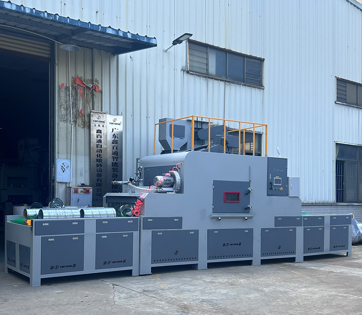 深圳百超噴砂機生產廠家制造的輸送式自動噴砂機實拍圖片 深圳百超噴砂機生產廠家制造的輸送式自動噴砂機實拍圖片