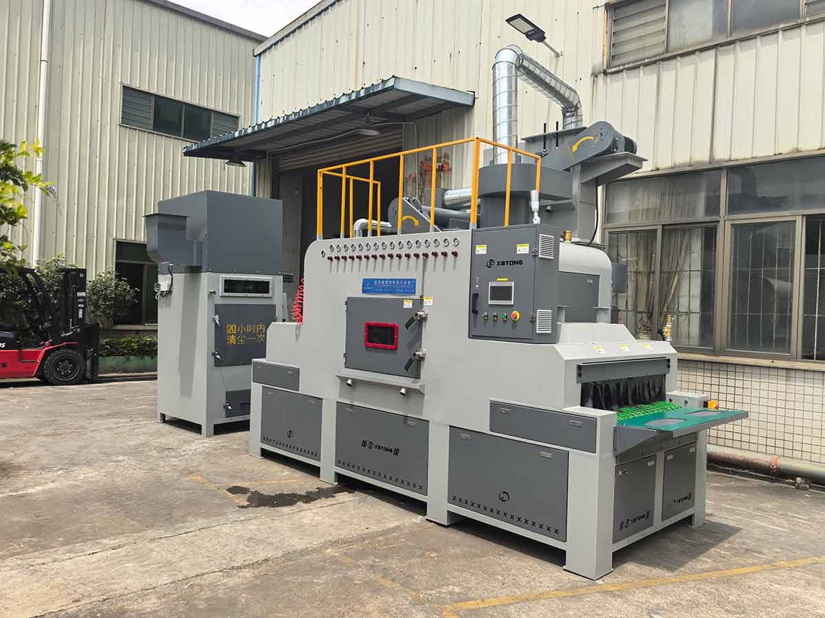 深圳百超噴砂機生產(chǎn)廠家制造的輸送式自動噴砂機實拍圖片 深圳百超噴砂機生產(chǎn)廠家制造的輸送式自動噴砂機實拍圖片